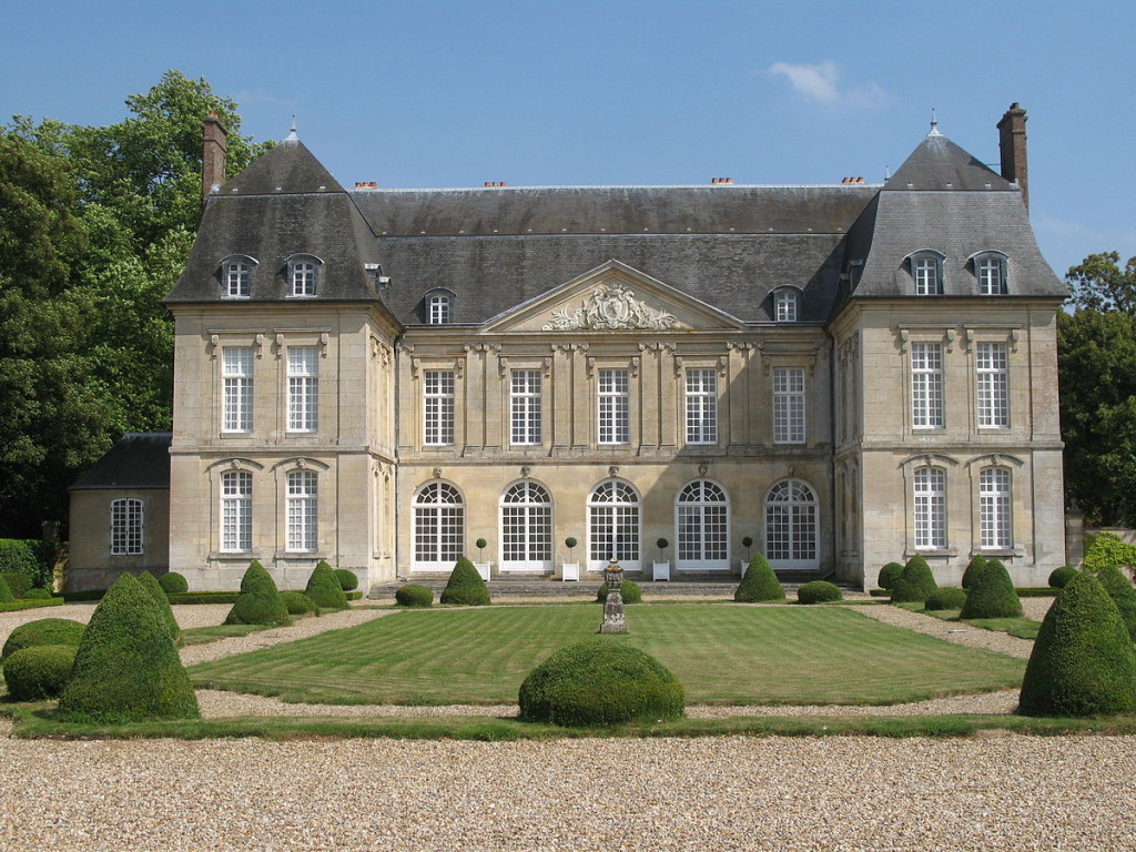 1200px-Château_de_Boury_1